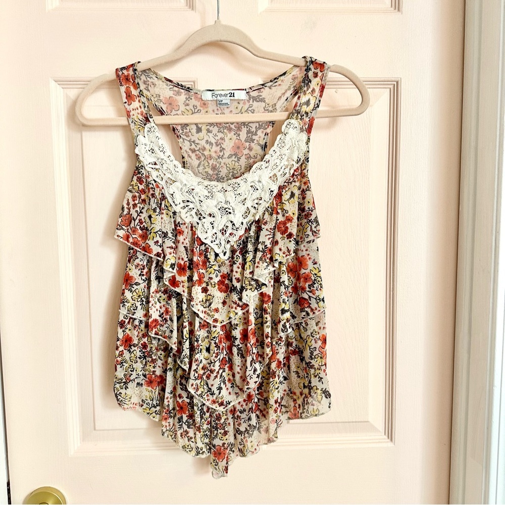 $5 SALE Floral forever 21 ruffly tank
